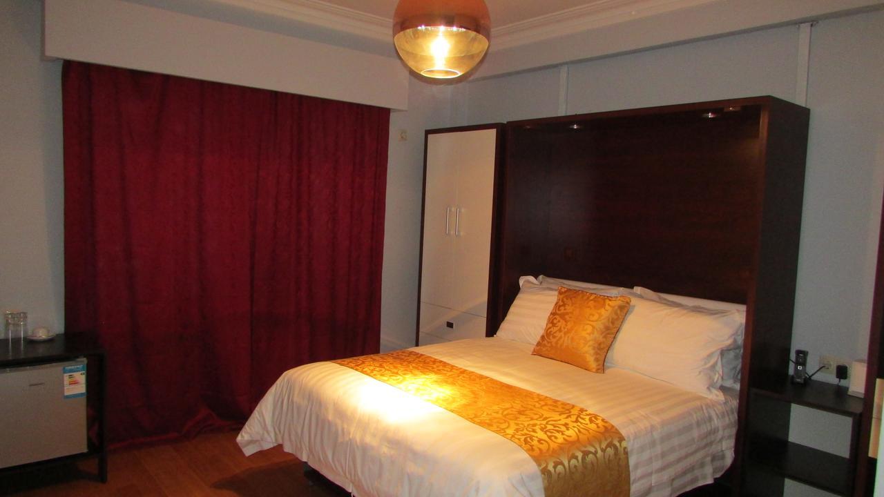 Top Boutique Hotel（首席精品酒店） Тбилиси Экстерьер фото